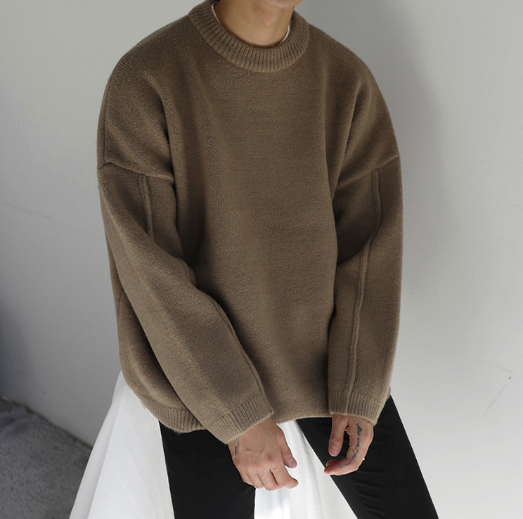 RT No. 4058 KNITTED ROUND NECK SWEATER