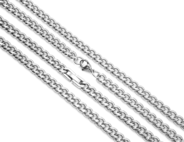 ESSENTIAL CHAIN NECKLACE