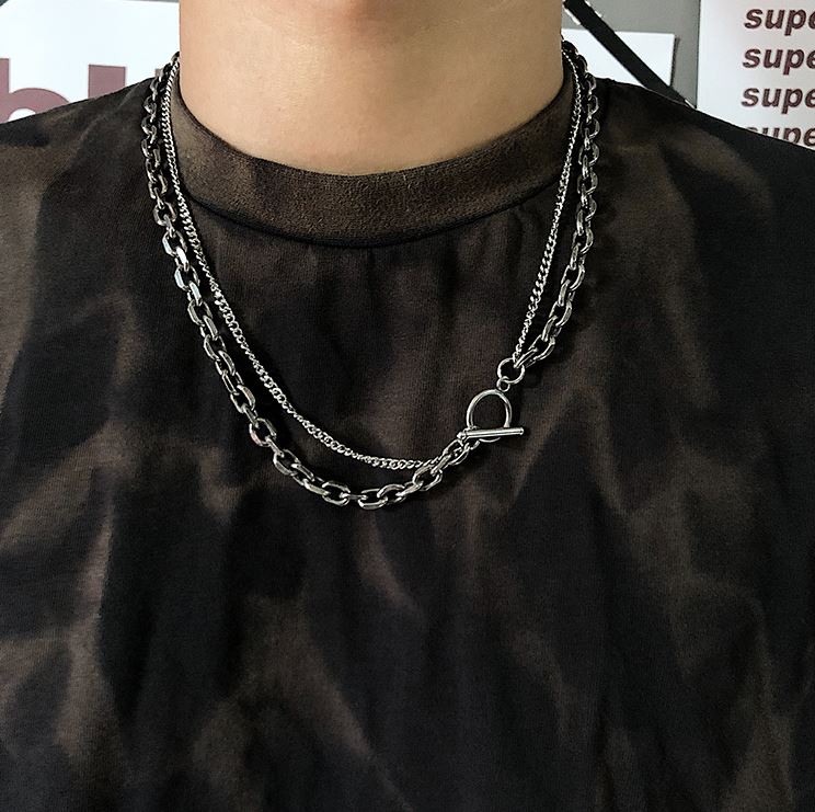 DOUBLE LAYER BUCKLE CHAIN NECKLACE